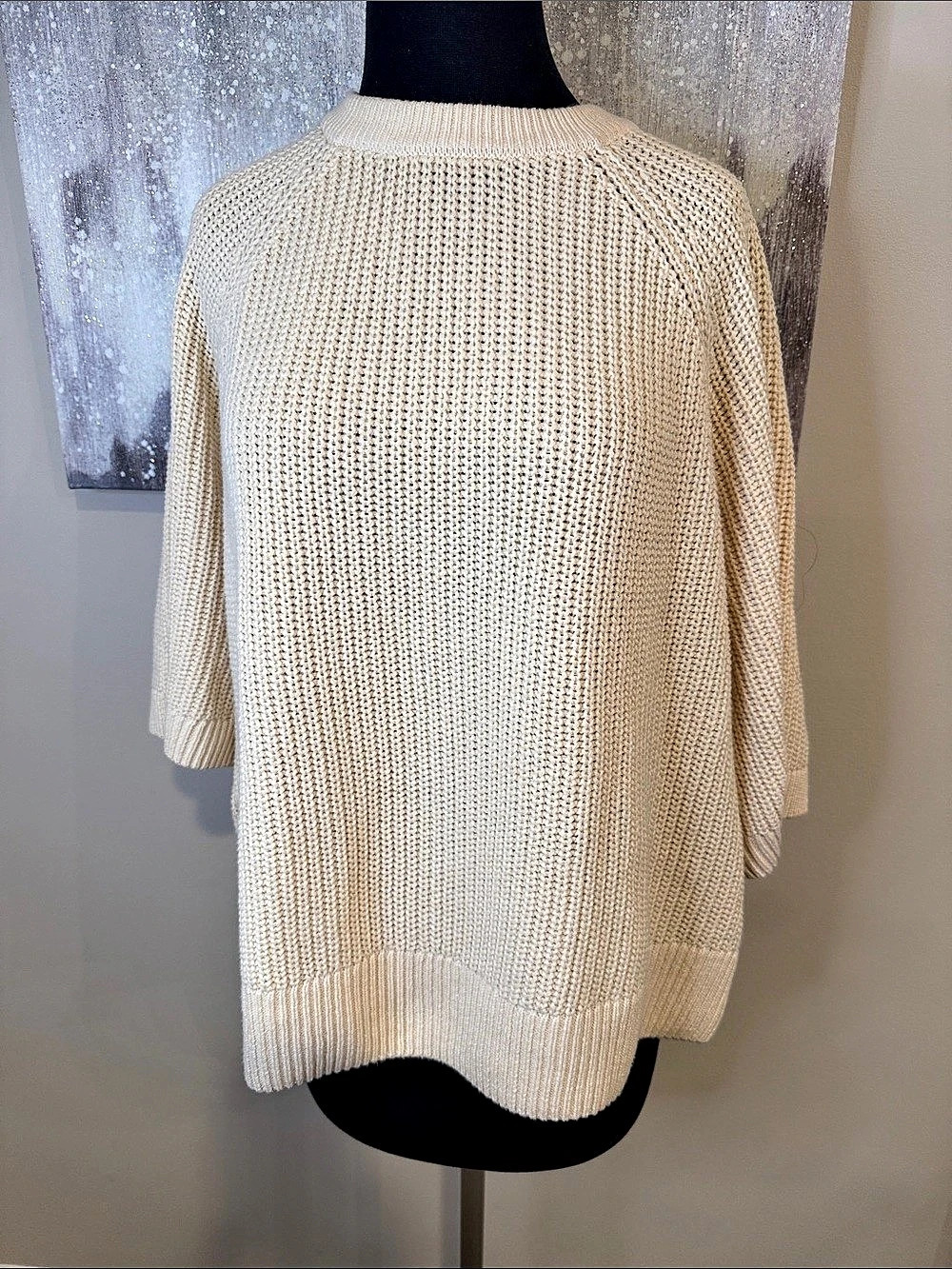 H&M Cream Knit Sweater Size Medium Like New